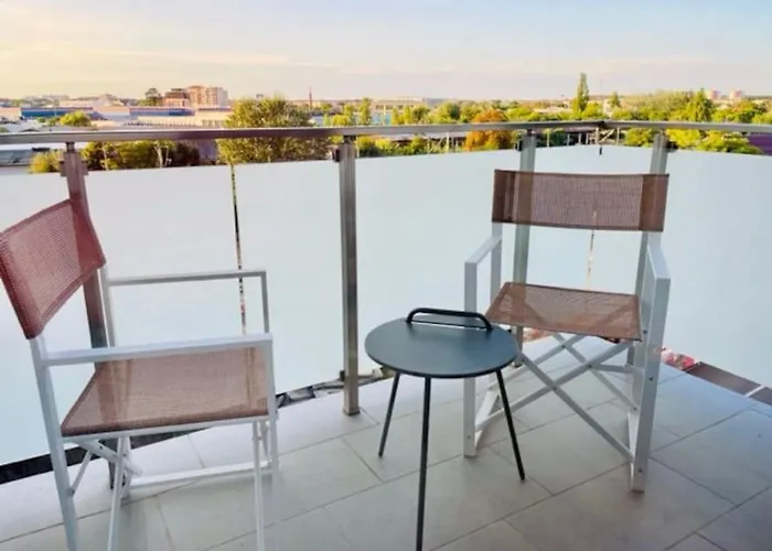 Apartamento Joy Vivalia 7b-26 *